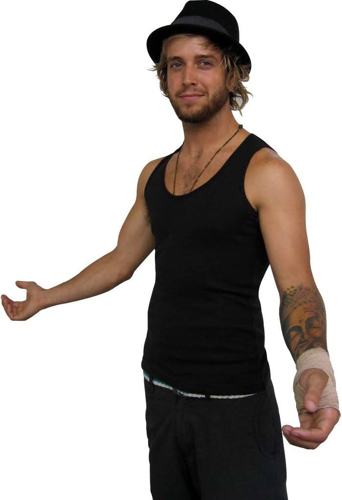 LiViTY Strife Beater